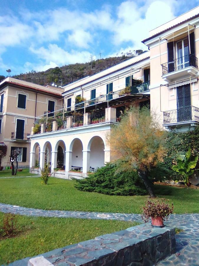 Lorenzo Apartment Levanto Kültér fotó