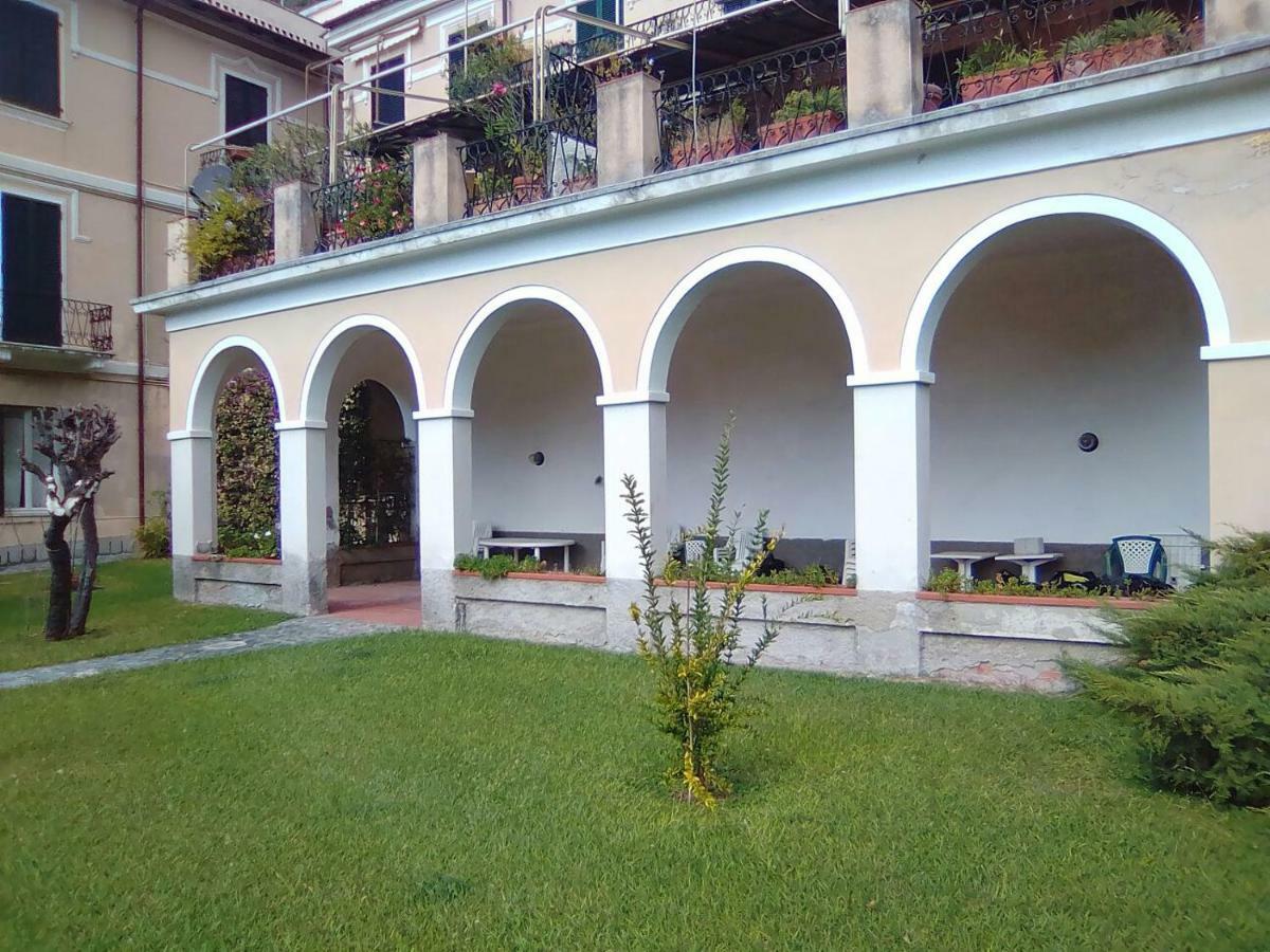 Lorenzo Apartment Levanto Kültér fotó